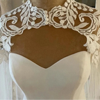 Robe de mariée sirène en dentelle avec cape pour femmes