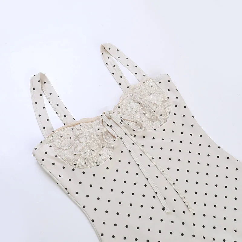 Robe d'été courte à pois pour femmes