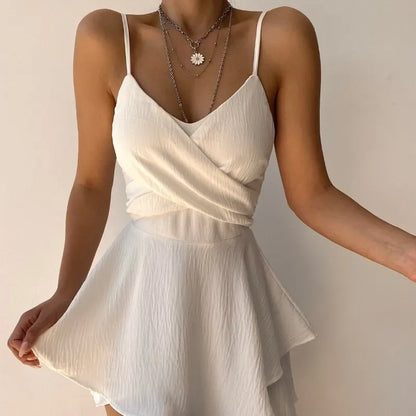 Robe Courte Femme – Col V et Épaules Dénudées