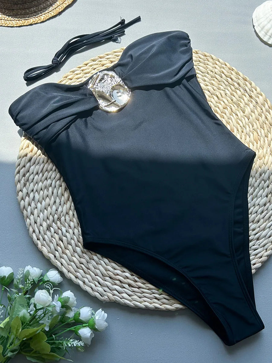 Maillot de bain bandeau une pièce sexy à boucle métallique pour femmes