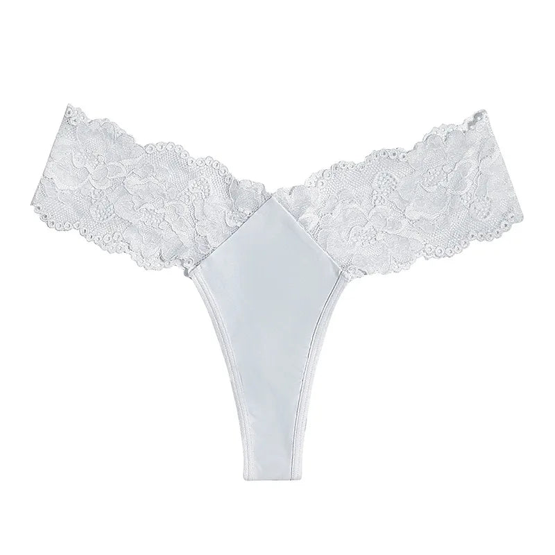 String sexy en dentelle pour femmes