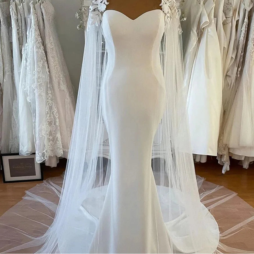 Robe de mariée sirène en dentelle avec cape pour femmes
