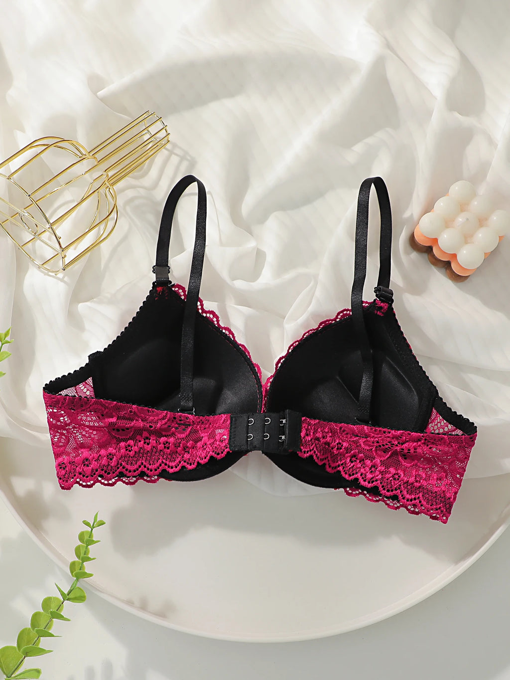 Soutien-gorge en dentelle broderie fleur sexy pour femmes avec anneau en acier rassemblement soutien-gorge push up bandoulière réglable facile à nettoyer soutien-gorge