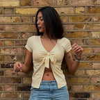 T-shirt sexy à lacets et fente pour femmes