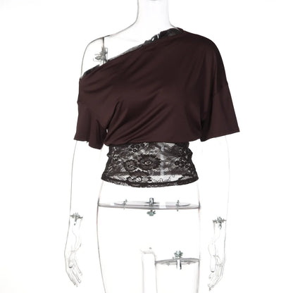Crop Top en Dentelle Femme – Col Asymétrique et Épaules Dénudées
