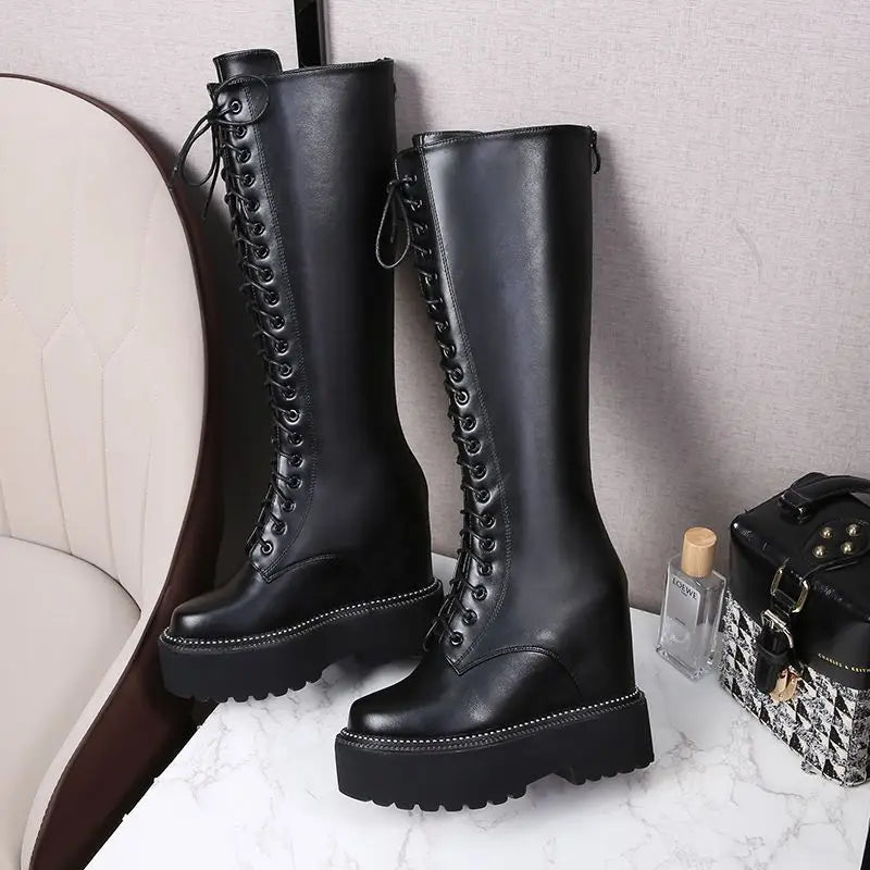 Bottes à semelle compensée en polyuréthane pour femmes