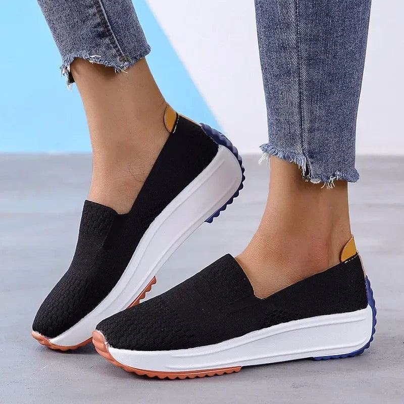Chaussures brodées pour femmes