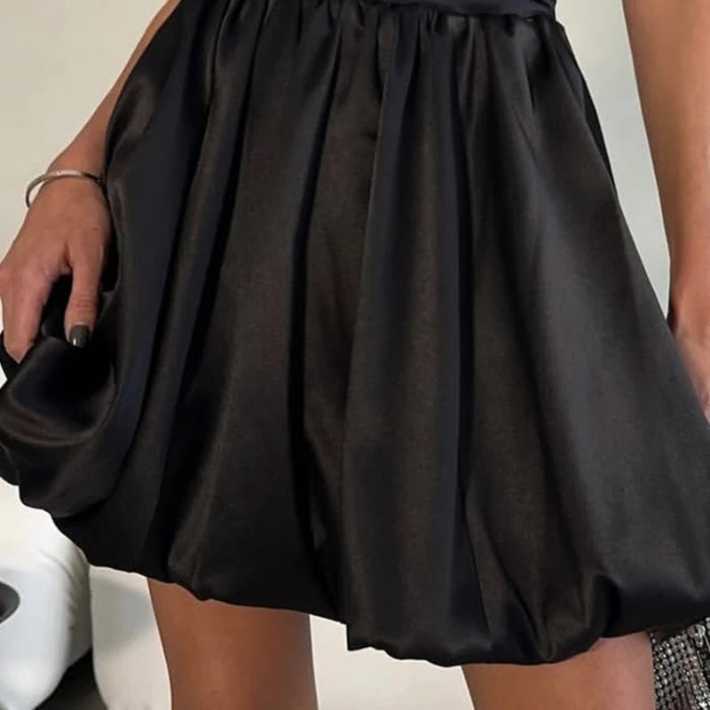 Jupe mini en satin et dentelle pour femmes