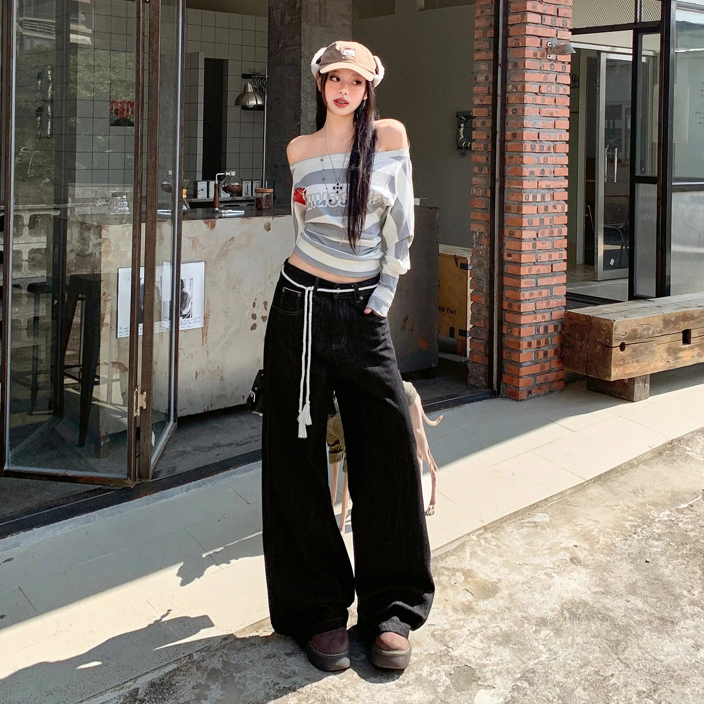 Pantalon en jean taille basse pour femmes