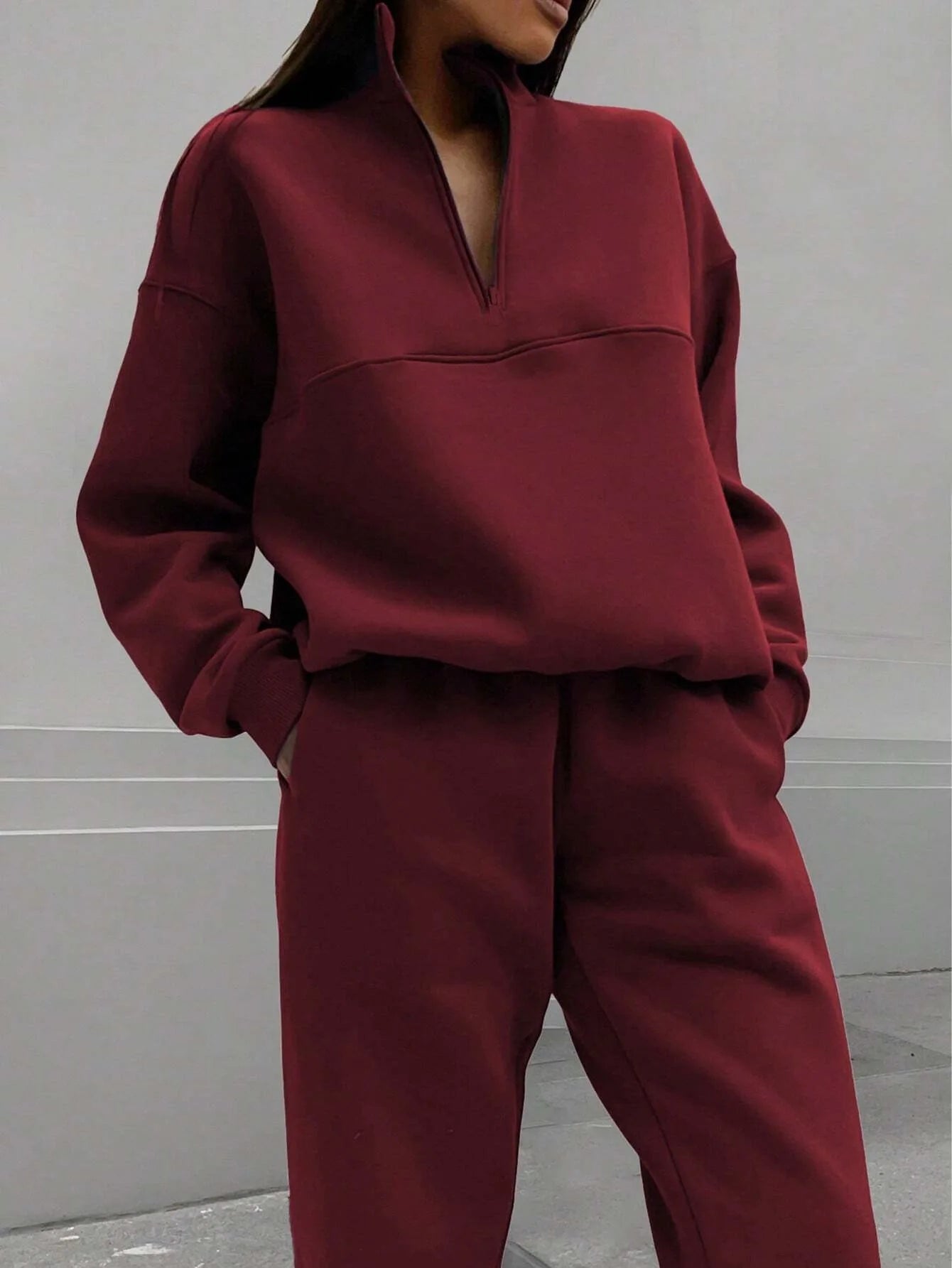 Ensembles deux pièces avec pantalon ample et haut assortie pour femmes
