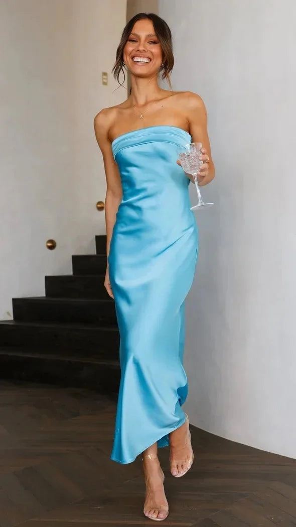 Robe tube élégante en satin et dos nu pour femmes