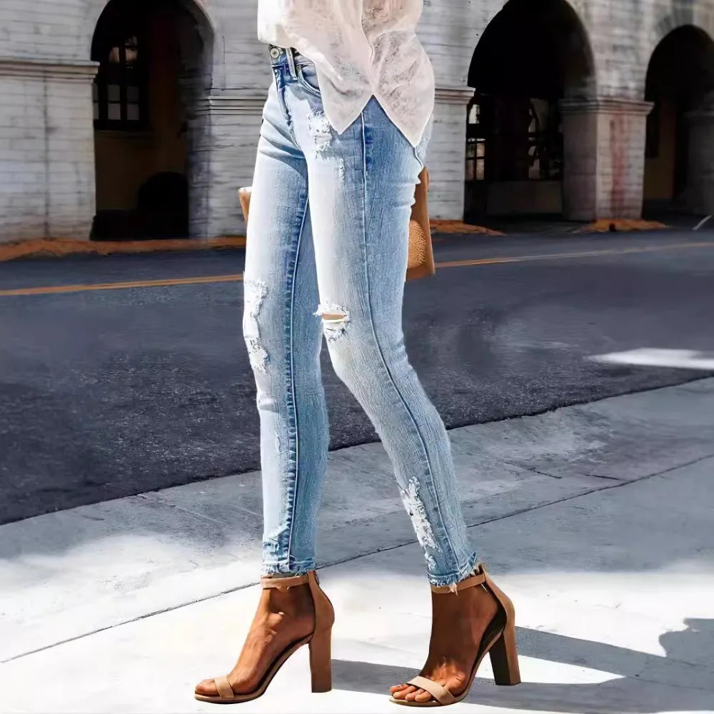 Jeans troués pour femmes