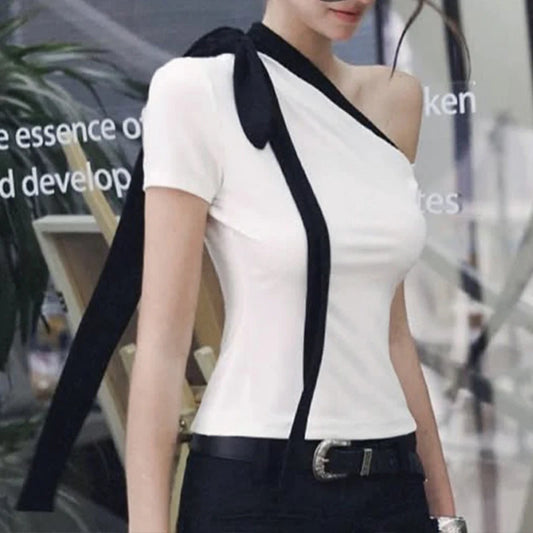 T-shirt Léopard Femme – Col Asymétrique
