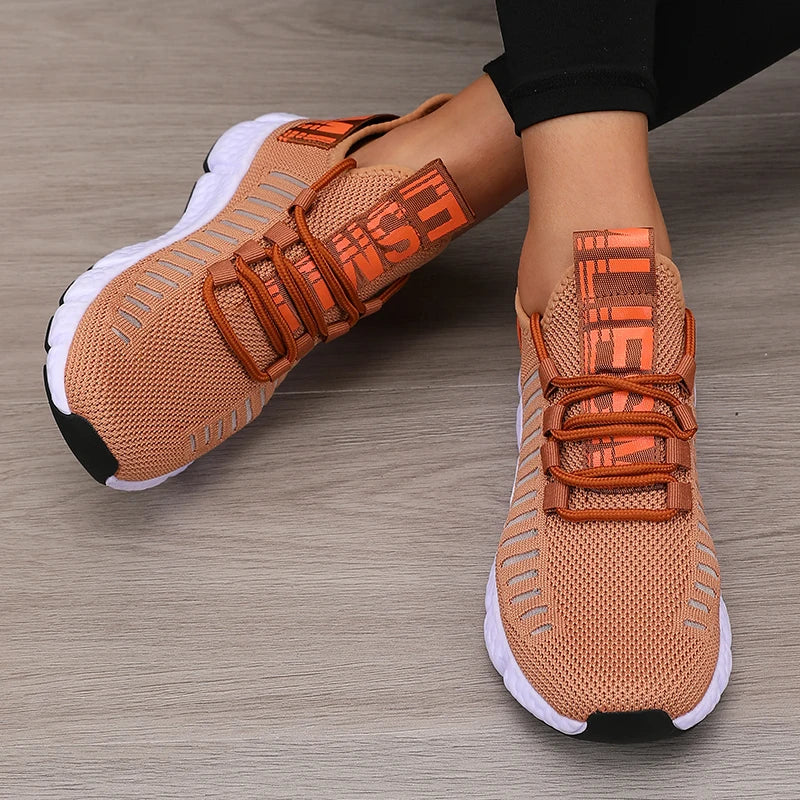 Basket en maille légère et semelle souple pour femmes