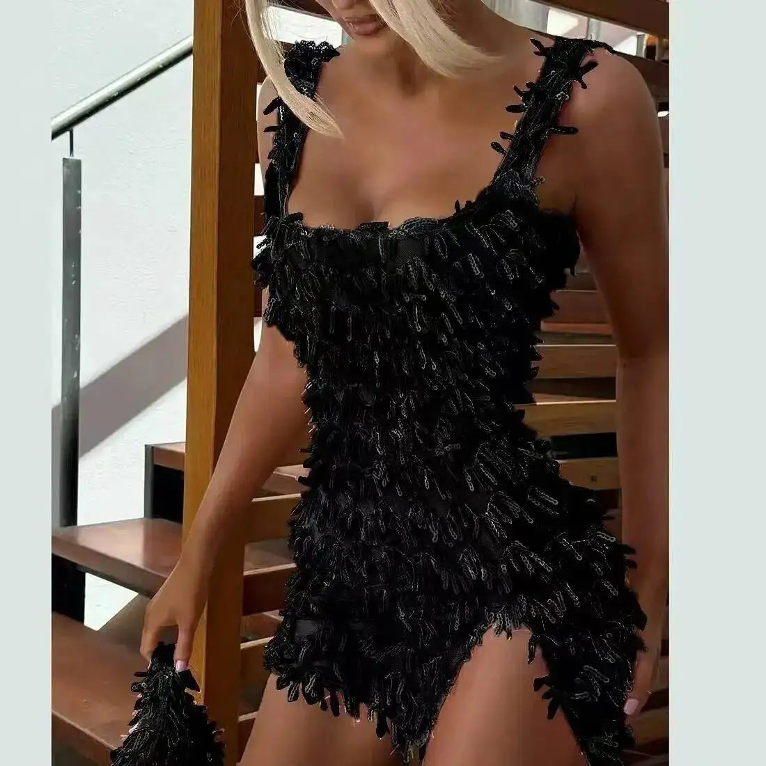 Robe à sequins et fente pour femmes