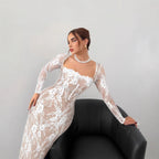 Robe longue élégante en dentelle avec col carré pour femmes