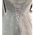 Robe de mariée ornée de perles pour femmes