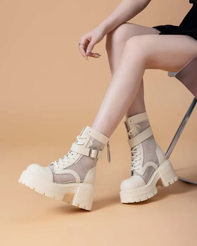Bottines en cuir verni pour femmes