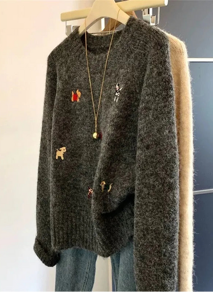 Pull Brodé Col Rond Femme – Maille Confortable