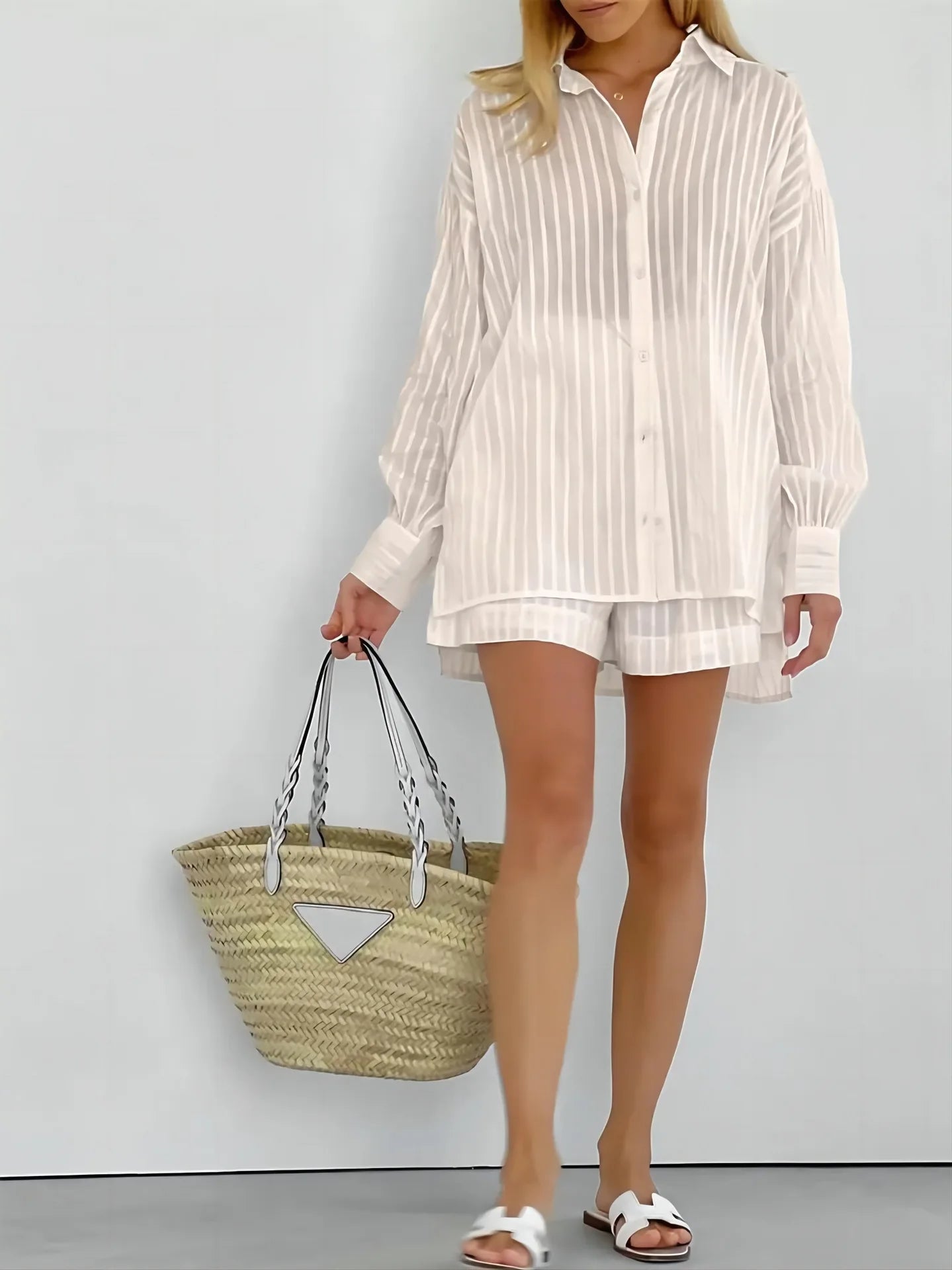 Ensemble deux pièces en coton composé d'un short et d'une chemise à manches longues rayée pour femmes