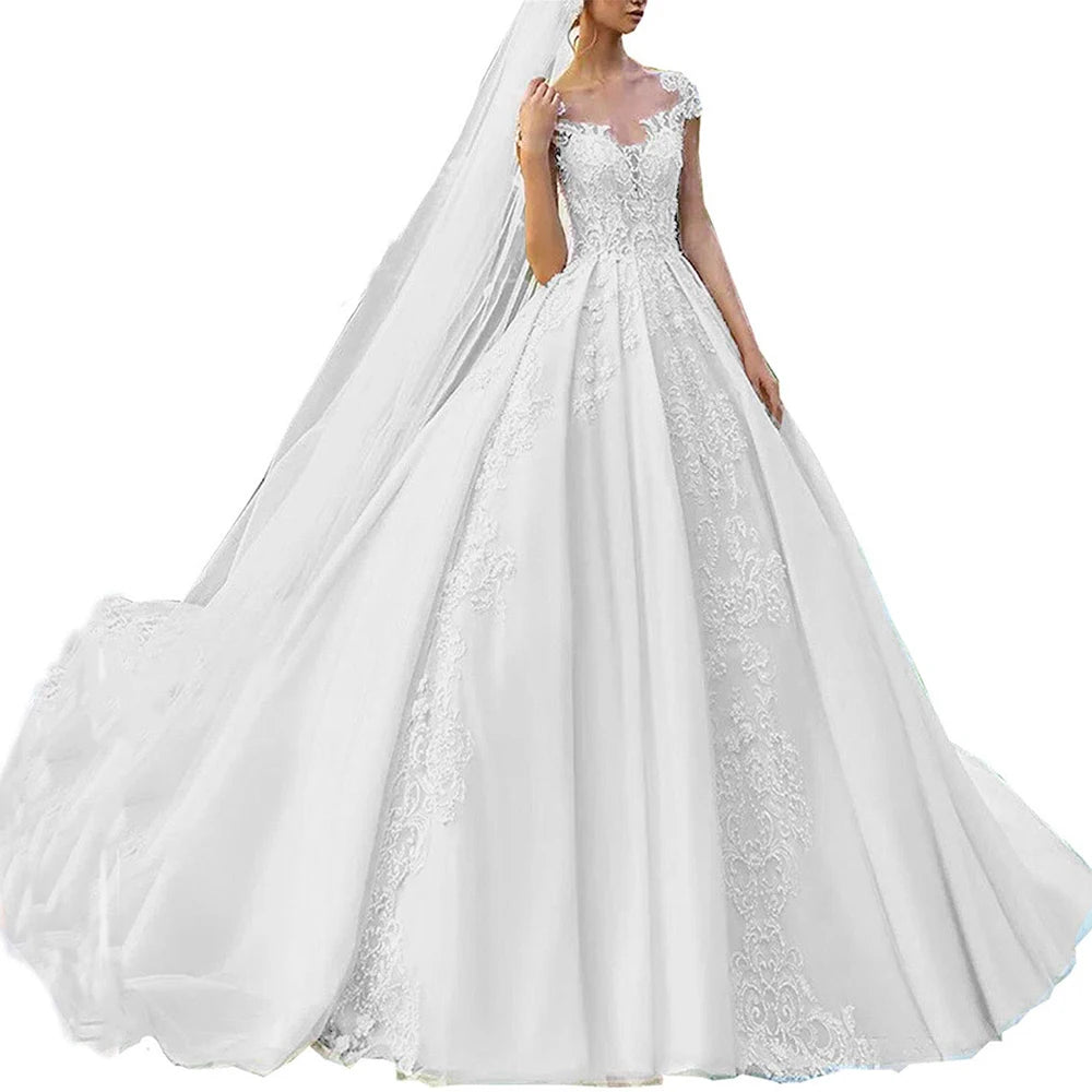 Robe de mariée en satin ivoire vintage pour femmes