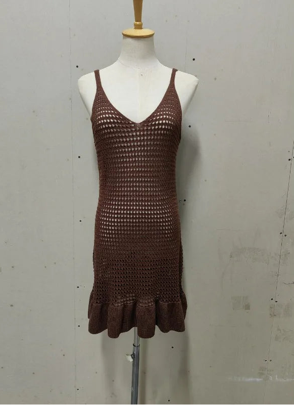 Robe courte en maille à volants et découpes pour femmes