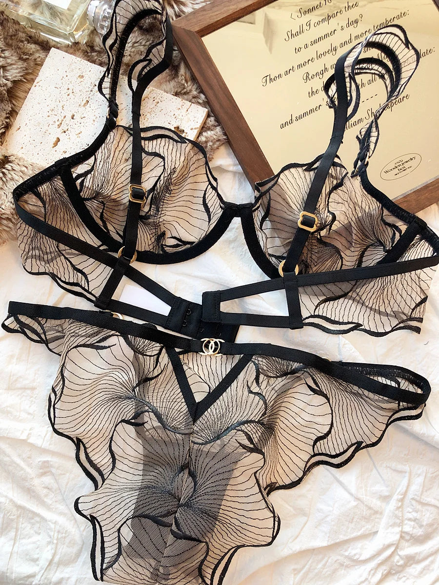 Ensemble soutien-gorge Sexy en maille respirante et culotte assortie pour femmes
