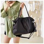 Sacs fourre-tout noirs pour femmes