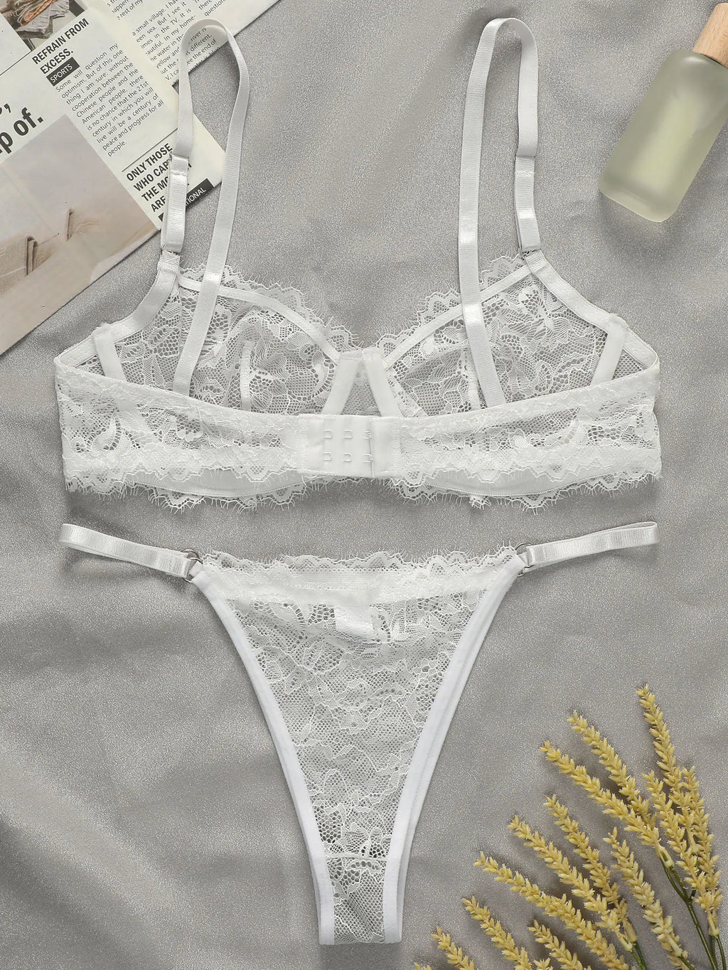 Ensemble de sous-vêtements en dentelle brodée pour femmes