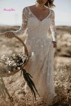 Robe de mariée bohème romantique à col en V et dos nu pour femmes