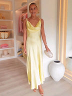 Robe midi à bretelles lacées en satin pour femmes