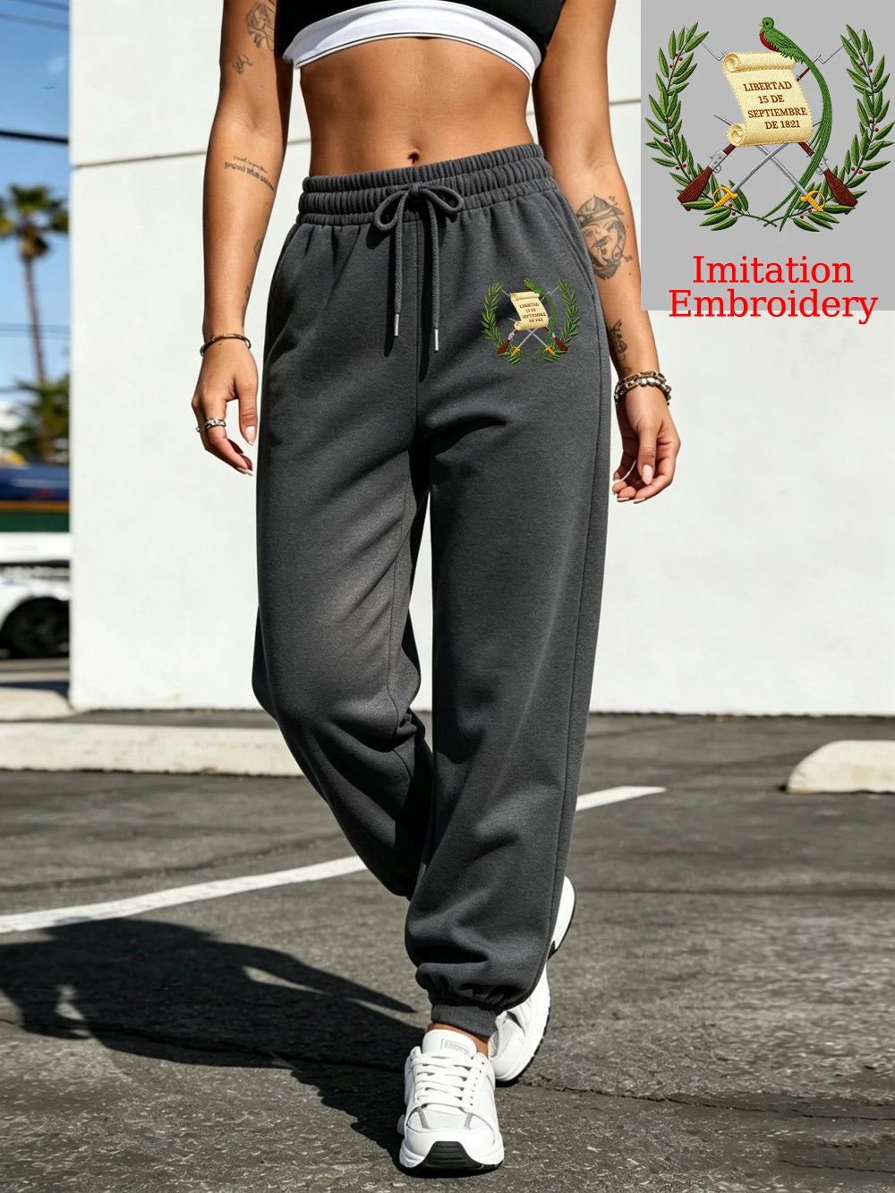 Pantalon de jogging basique en polaire à taille élastique et imprimé emblème du Guatemala pour femmes