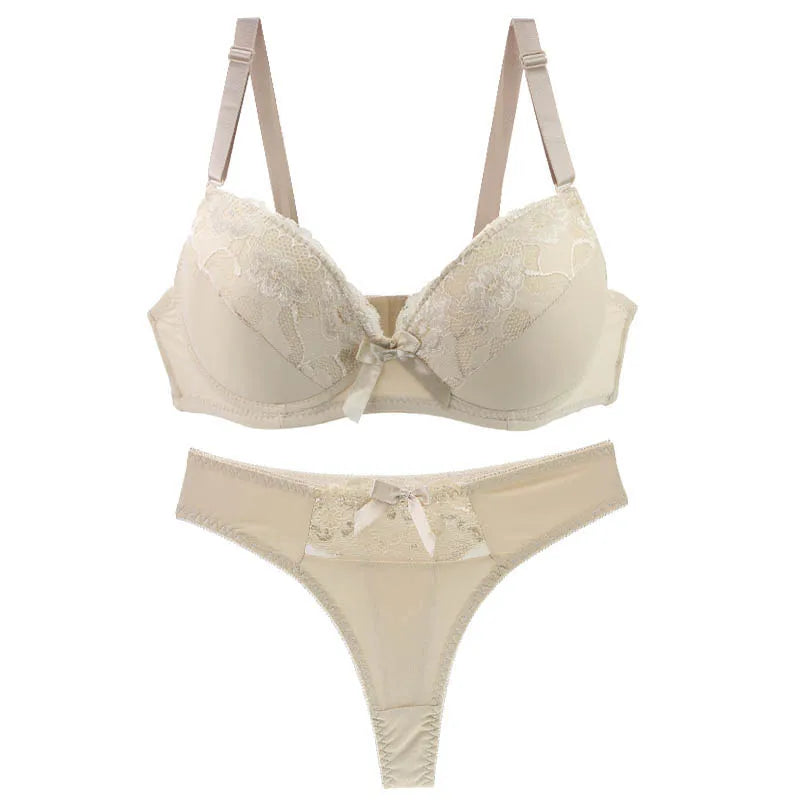 Ensemble de soutien-gorge et string en dentelle pour femmes