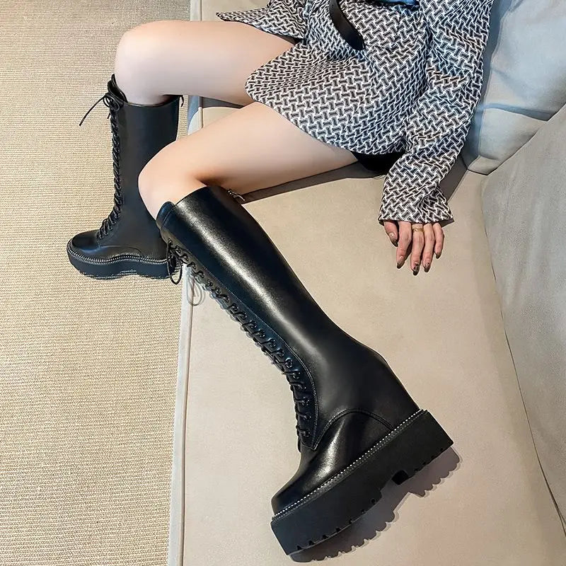 Bottes à semelle compensée en polyuréthane pour femmes