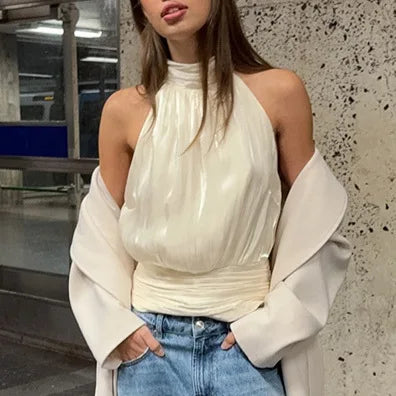 Débardeurs élégant en satin à col halter et épaules dénudées pour femmes