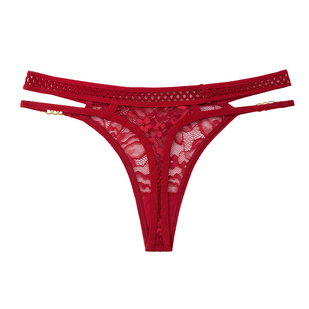 String sexy en dentelle pour femmes