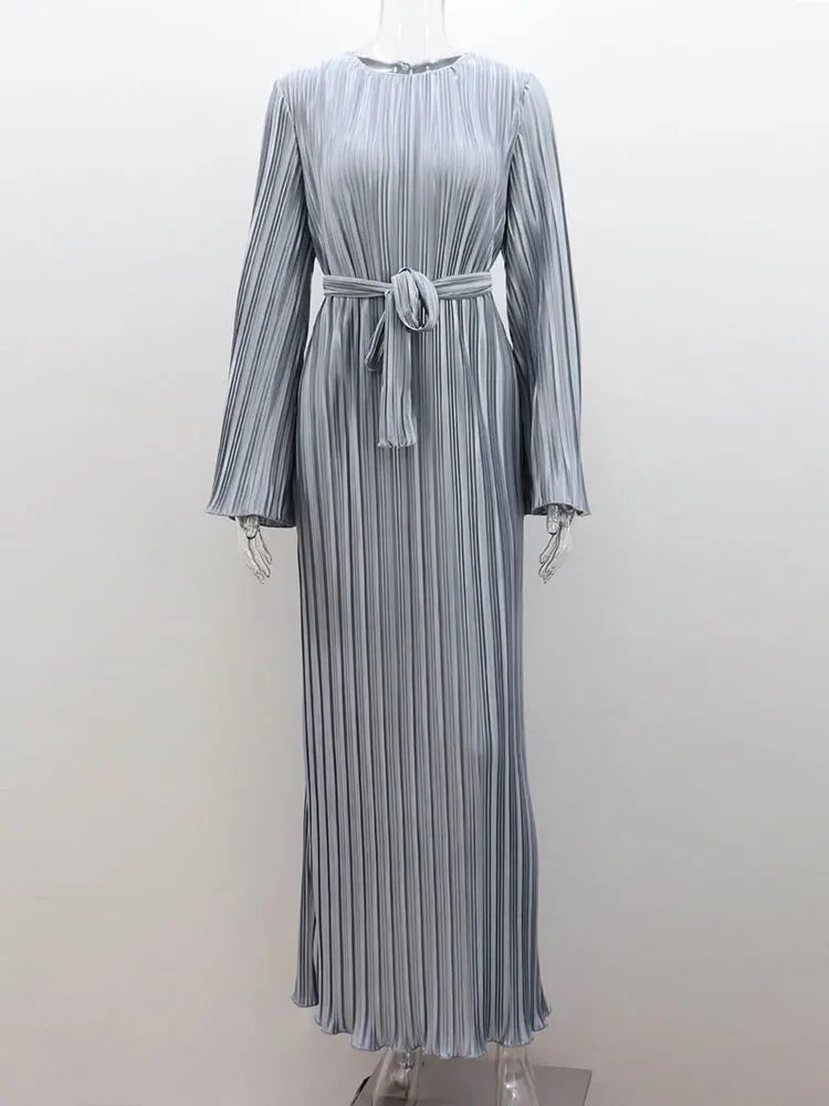 Robe Longue Femme – Volants, Laçage et Manches Évasées