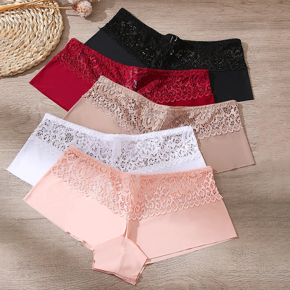 Culotte en dentelle pour femmes