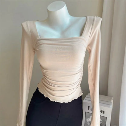 Top Plissé Femme – Col Carré et Coupe Ajustée