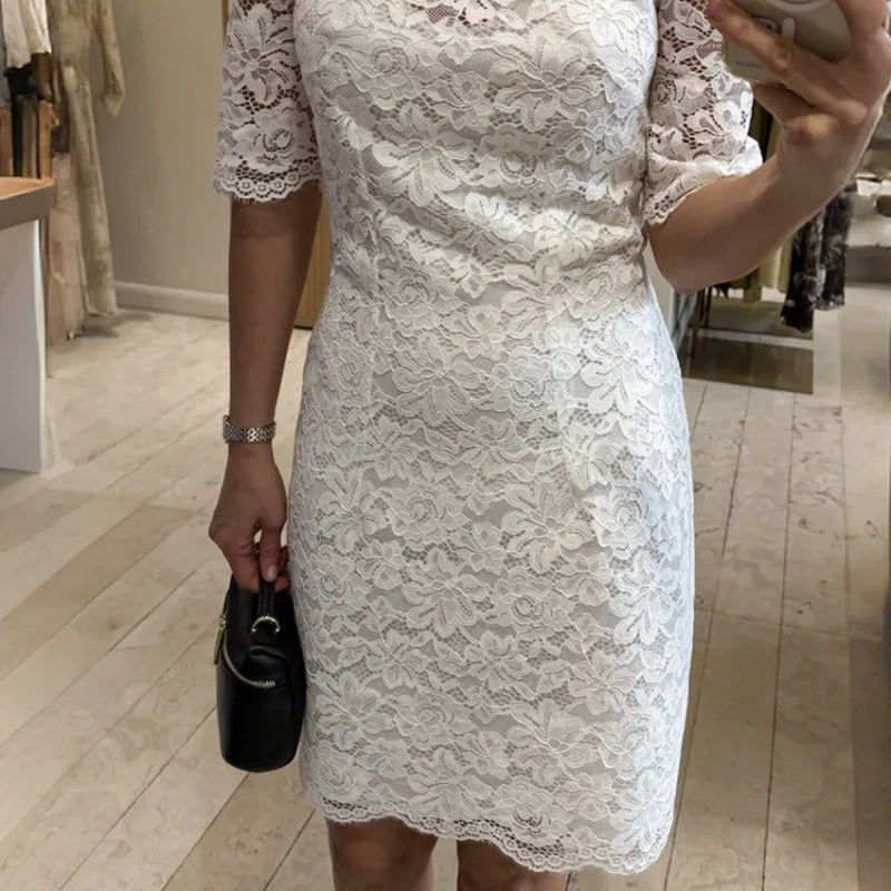 Robe mini en dentelle blanche transparente pour femmes