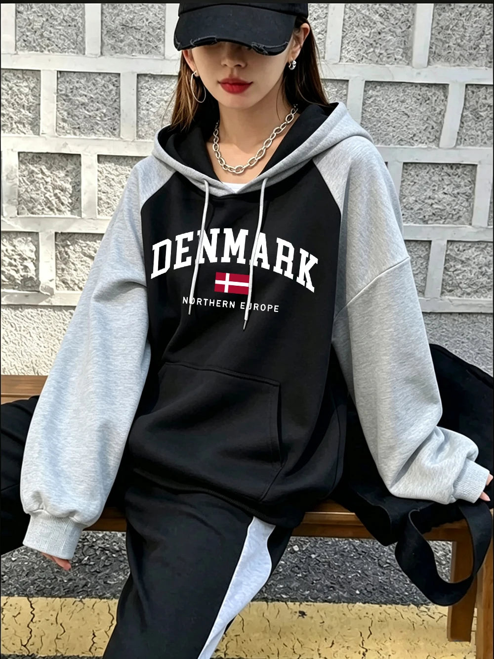 Sweat à capuche imprimé Denmark pour femmes