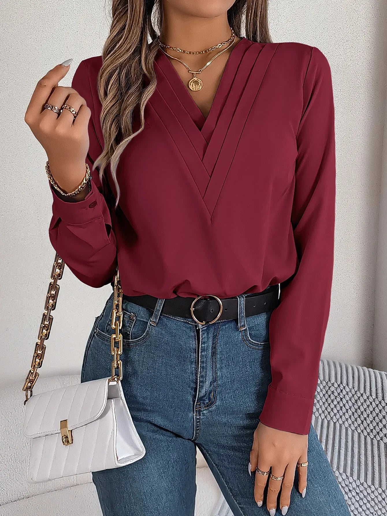 Chemise élégante à manches longues et col en V pour femmes