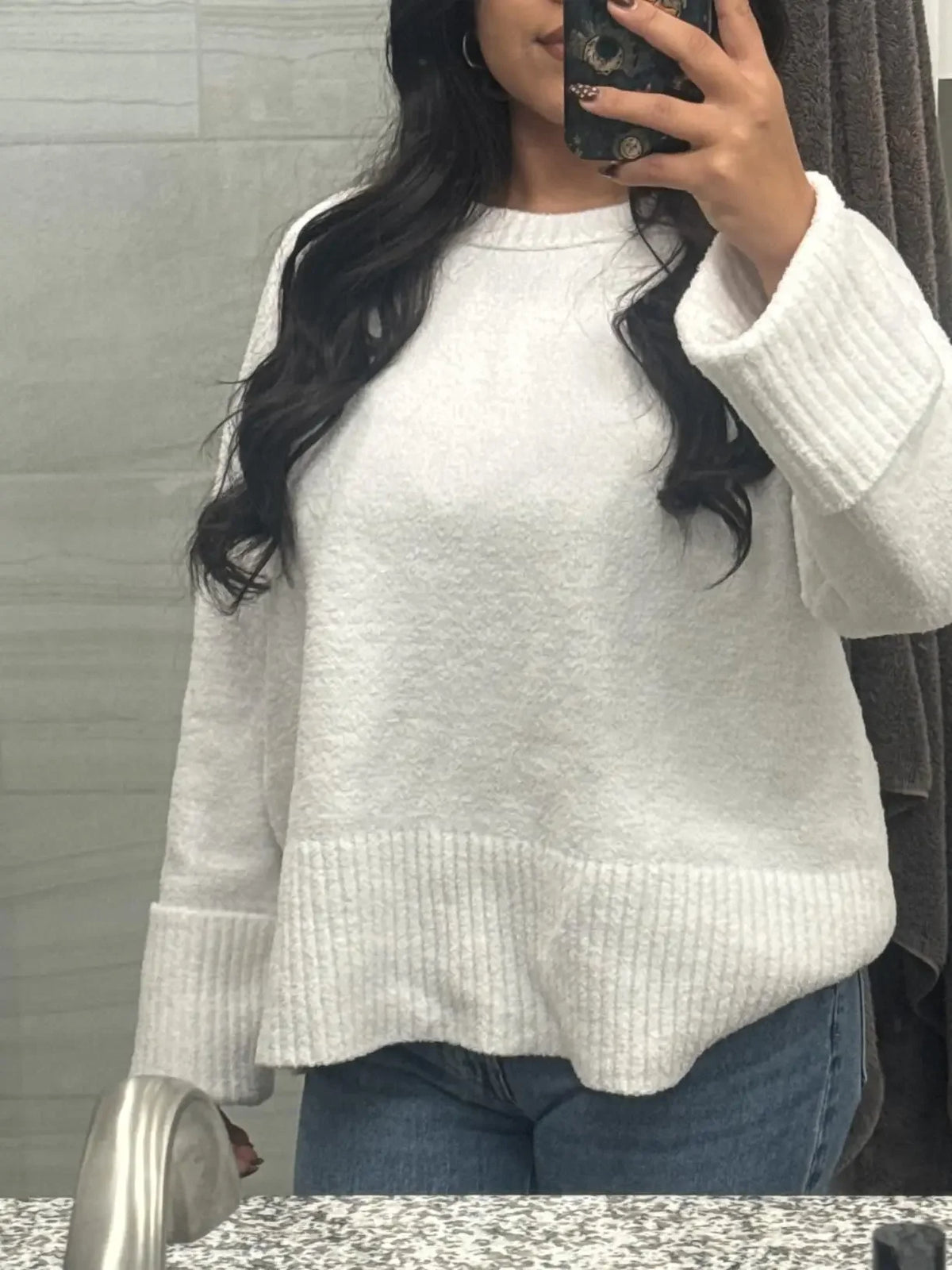Pull Femme – Maille Épaisse et Manches Longues