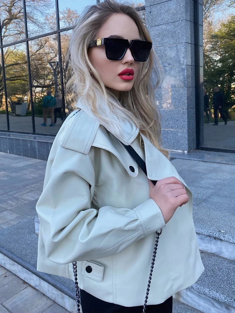Veste en cuir pour femmes