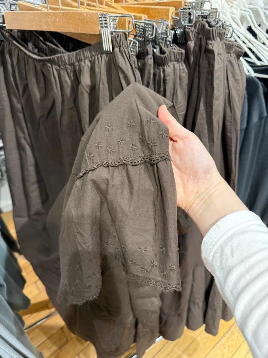 Jupe longue à ourlet brodé de fleurs marron pour femmes