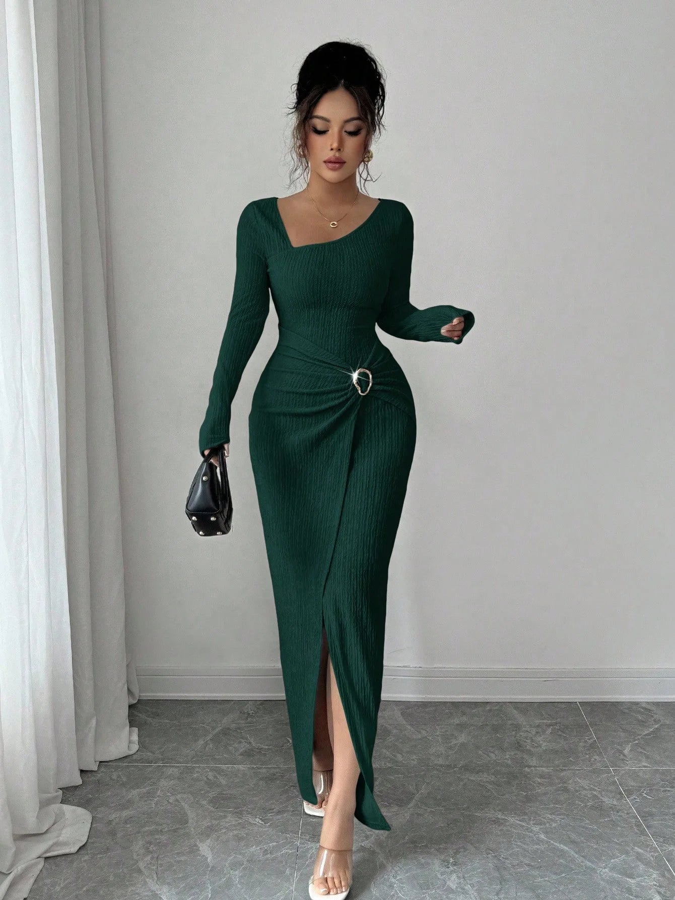 Robe longue en tricot texturé à col irrégulier pour femmes