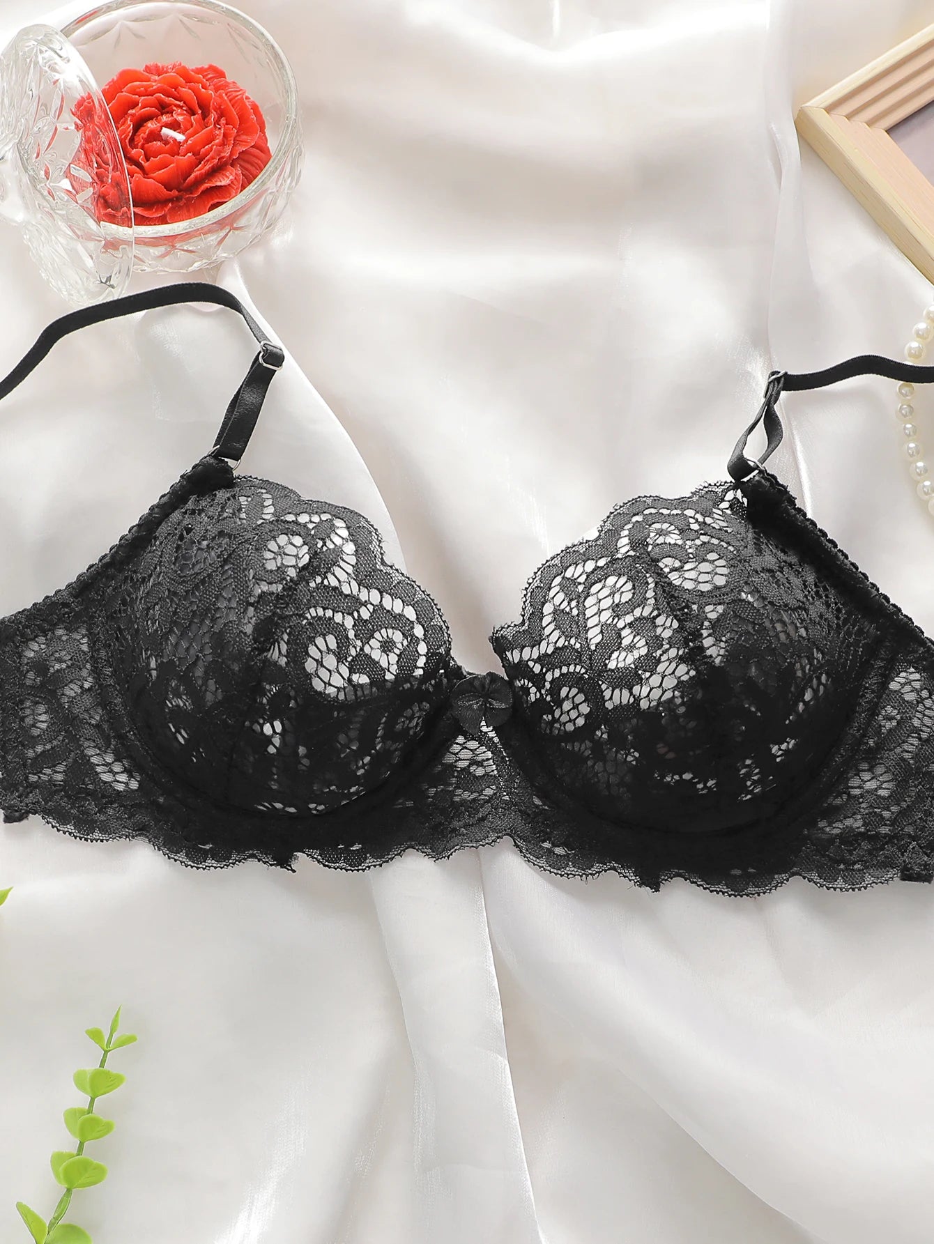 Soutien-gorge sexy en dentelle respirante brodée pour femmes