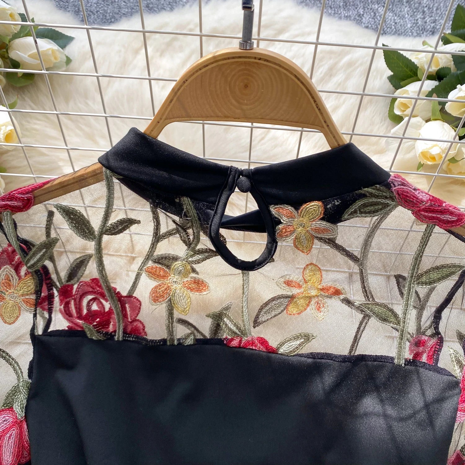 Bodys vintage broderie gaze col montant à manches longues pour femmes