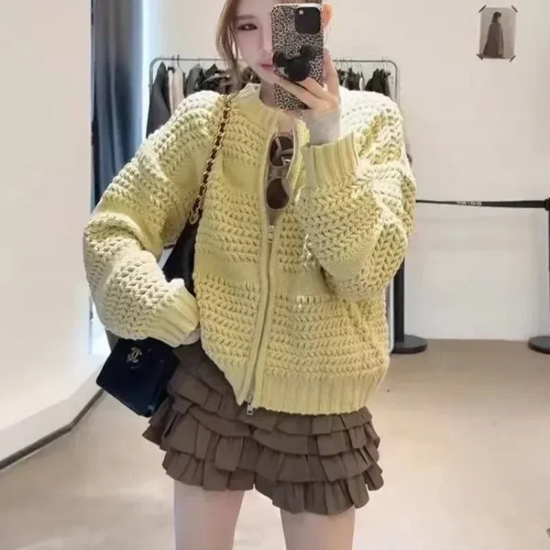 Cardigan Torsadé Femme – Maille Épaisse, Zip et Col Rond