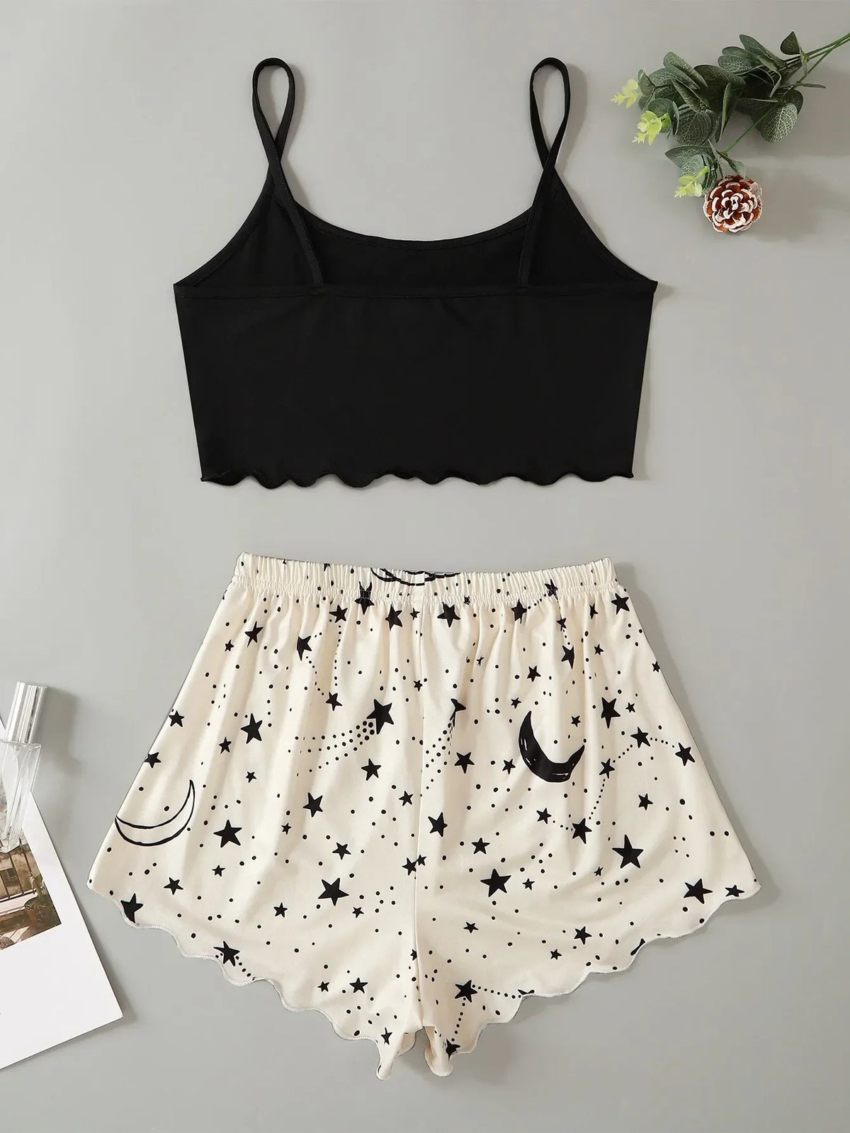 Pyjama Court d’Été Femme – Lune et Étoiles
